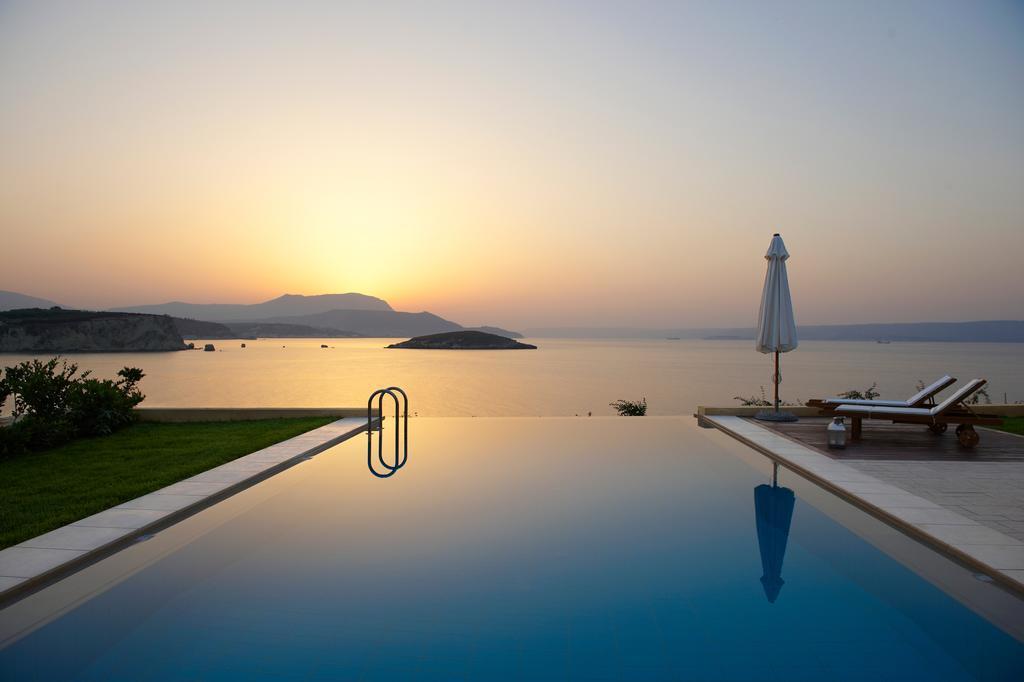 Sk Place Luxury Seafront Villas Chania Almirida Exteriör bild